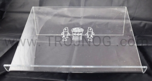 Podstawa z PLEXI pod mszał, pulpit przezroczysty z inskrypcją "chleb i ryby"