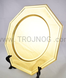 Patena eucharystyczna, ośmioboczna, pozłacana do celebracji uroczystych liturgii