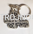 Ave Maria breloczek do kluczy z tyłu symbole ewangeliczne.png