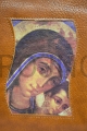 Zapinane etui na Biblie Jerozolimską z ikona Madonna Drogi ze skóry kolor jasny brąz, estetyczne wygodne i praktyczne.JPG