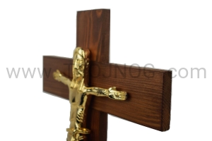 Krzyż na ścianę - orzech włoski, mosiężna figura duży drewniany tradycyjny