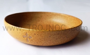 Miseczka, talerzyk na wodę,  z kamionki, z krzyżem, rzemiosło, lavabo, lawabo