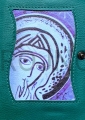 okladka skorzana na brewiarz, z wszyta ikona, jasna zieleń, futerał, Madonna del Silenzio, niebieska madonna, etui, liturgia godzin, kapłańska, prezent dla ksiedza, ojca.jpg