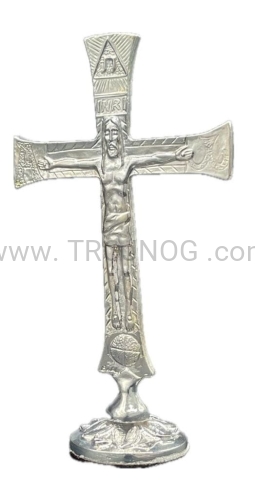 Krzyż na stół, do modlitwy, posrebrzany, 14 cm, na laudesy, rzeźbiony, symbole z przodu, Maryja z tyłu Krzyża, ozdobna podstawa, wykańczany ręcznie, lakierowany, wysoki połysk.jpg