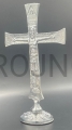 Cruz de mesa, para oración, plateada, 14 cm, para laudes, tallada, símbolos en el frente, María en el reverso de la Cruz, base decorativa, acabada a mano, lacada, alto brillo.jpg