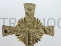 cross on the table, on laudes, glorious, Jesus is surrounded by rays of glory, Mary under the cross, symbols of the evangelists around Christ, hand-finished, varnished, 20 cm high, gold-plated cross, light, made of aluminum, standing.jpg