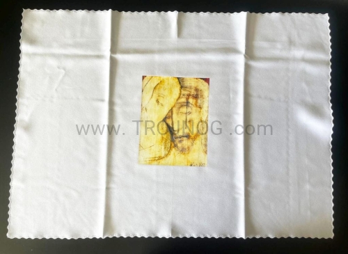 obrus, gładki, ładnie obszyty, z ikoną, 50x70, na stół, do modlitwy, na laudesy.jpg