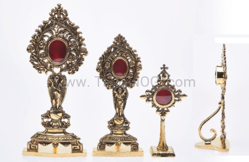 relikwiarz 26cm wysokosc.jpg