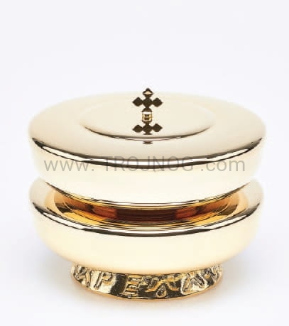 2 pateny do tabernakulum, połączone, patena na 500 komunikantów, pozłacana, z podstawką, z zakryciem, krzyż.jpg