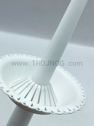 okapnik na swiece, na liturgie paschalna, 2 rozmiary, z zabkami, do procesji, liturgia Światła, zbiera wosk, zabezpiecza podłoge, dywany, zabezpieczenie.jpg