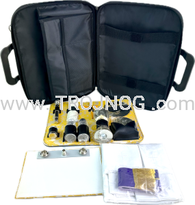 Walizka z wyposażeniem mszy, zestaw małego księdza, na pielgrzymkę, do chorych, podróżna, dla prezbitera