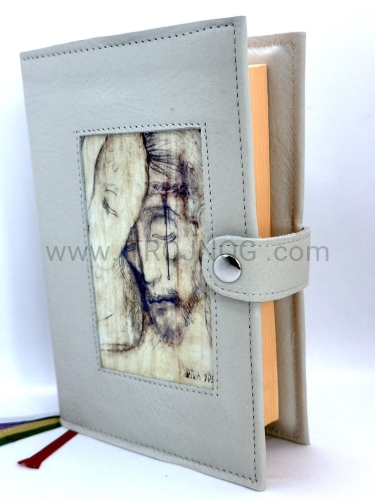 okladka na brewiarz, psałterz, prawdziwa skóra, z wszyta ikona, elegancki prezent, estetyczne wykonczenie, na prezent, dla księdza, zakonnicy, zakonnika, biskupa, eleganckie etui, opakowanie ochronne, rozne ikony, producent Trojnog.com