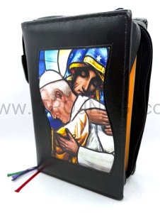 Okładka na brewiarz, z obrazkiem Matki Bożej Częstochowskiej tulącej Św. Jana Pawła 2 liturgia godzin