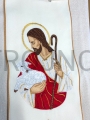 Casula branca com a imagem de Cristo, o Bom Pastor, com uma ovelha perdida, em tom cru com fios dourados, brilhante, com colarinho e estola incluídos. Casula com a imagem do Bom Pastor, para sacerdote, presente.