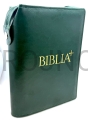 okładka na Biblia +, Biblia Plus, zielona okładka, z zamkiem, etui, opakowanie ochronne, skaj, eko skora, zabezpieczające, estetyczne